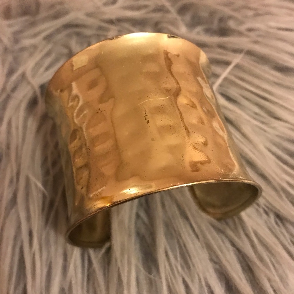 GOLD ARM BRACELET
